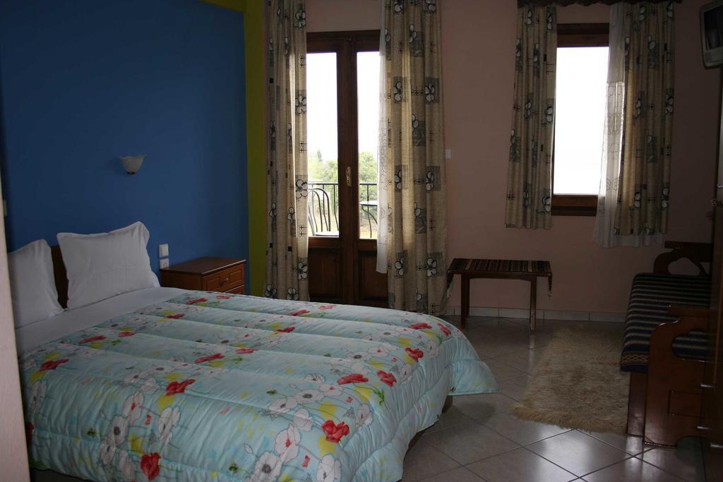 Guesthouse Mitsiopoulou Neochóri Eksteriør billede